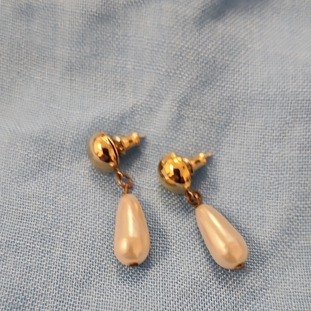 Classic Gold Faux Pearl Drop Dangle Earrings